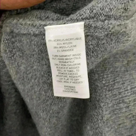 Halogen Grey Palletted Wool pullover Sweater - Picture 5 of 5